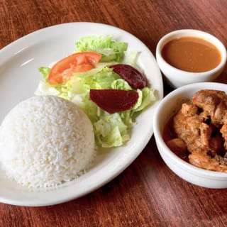 Pollo Guisado